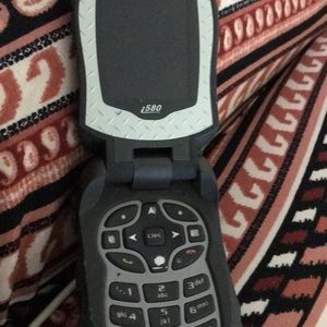 A old school phone that works really good!